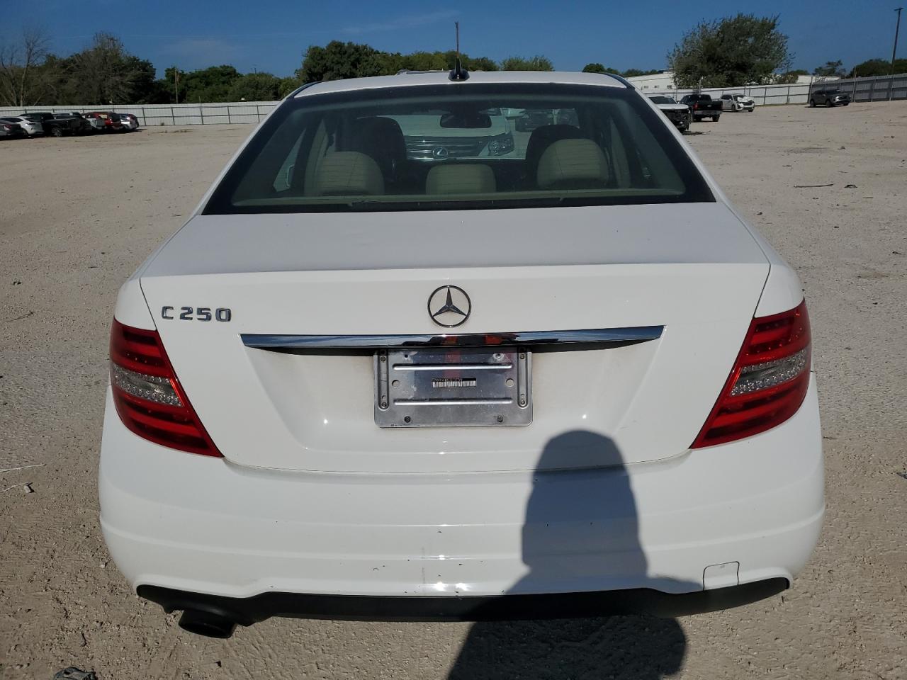 2013 Mercedes-Benz C 250 VIN: WDDGF4HB5DG137769 Lot: 67578104
