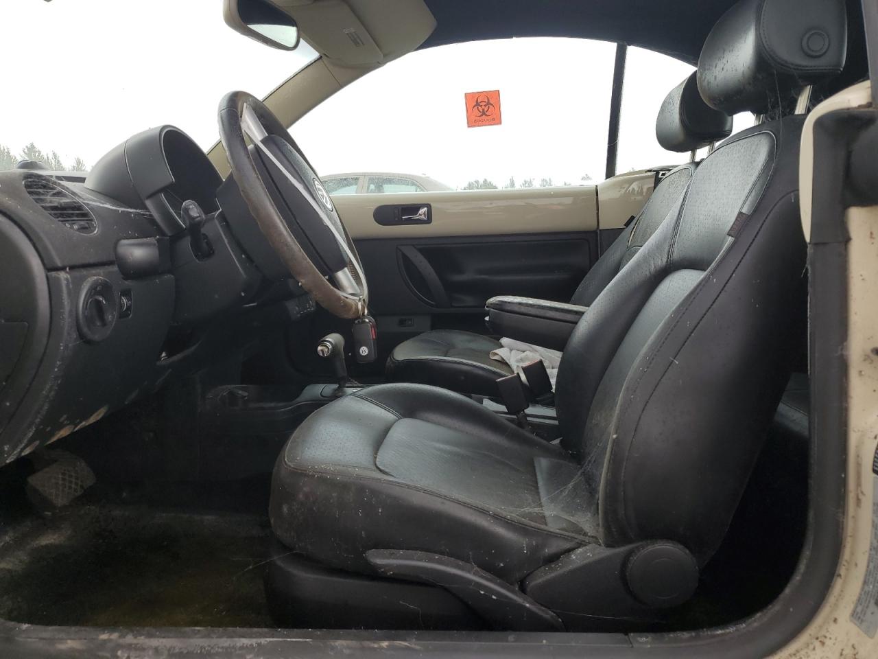 2006 Volkswagen New Beetle Convertible Option Package 2 VIN: 3VWSF31Y76M310873 Lot: 68187404