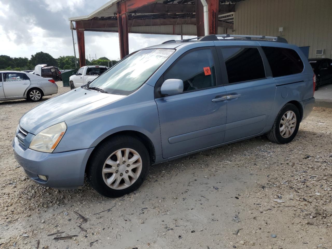 2007 Kia Sedona - Image 1