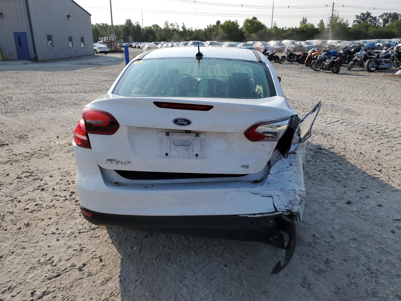 2018 Ford Focus Se VIN: 1FADP3F22JL318280 Lot: 66434944