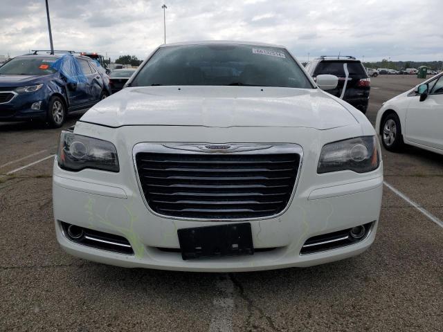  CHRYSLER 300 2013 Белый