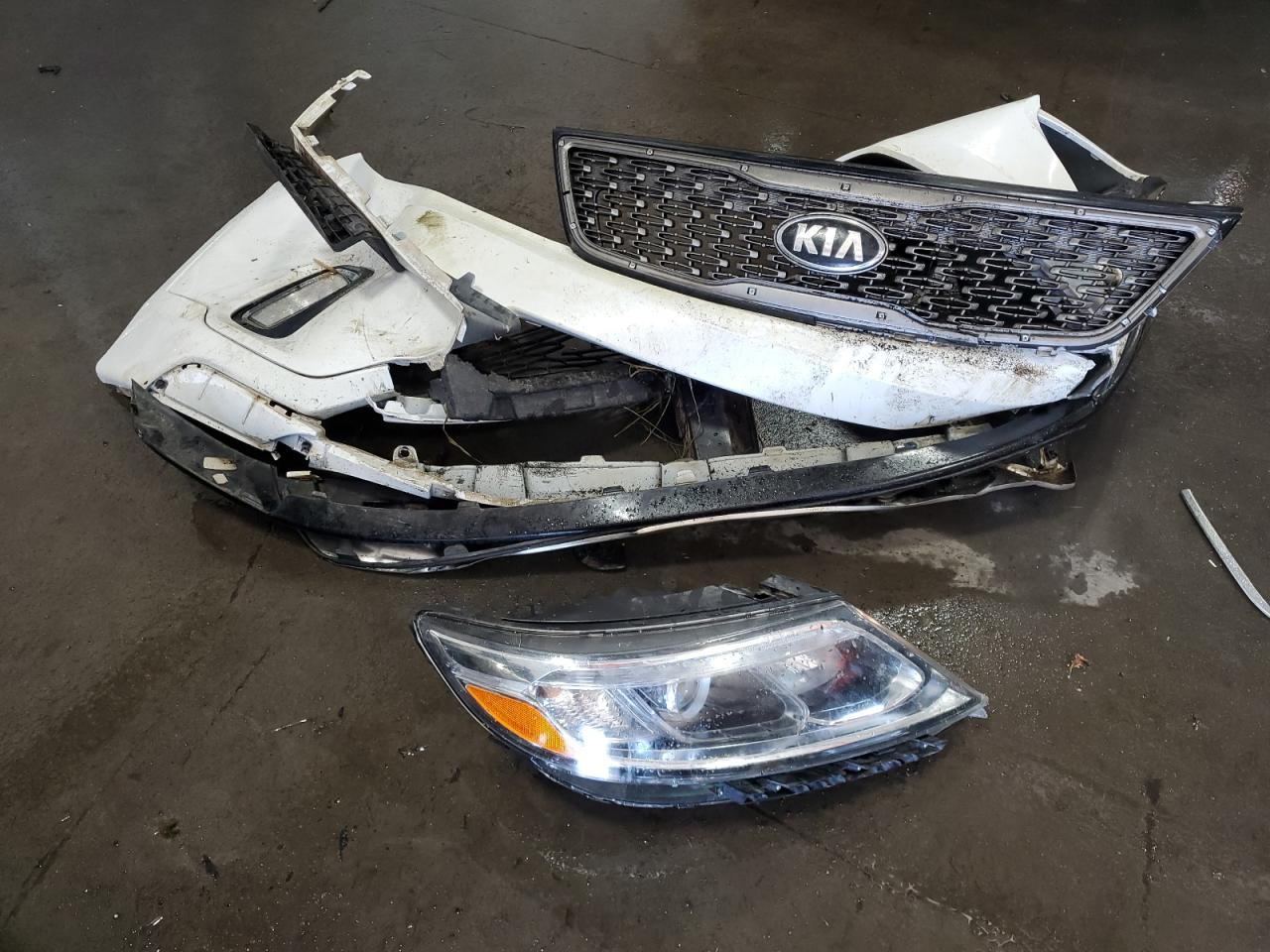 2015 Kia Sorento - Image 13