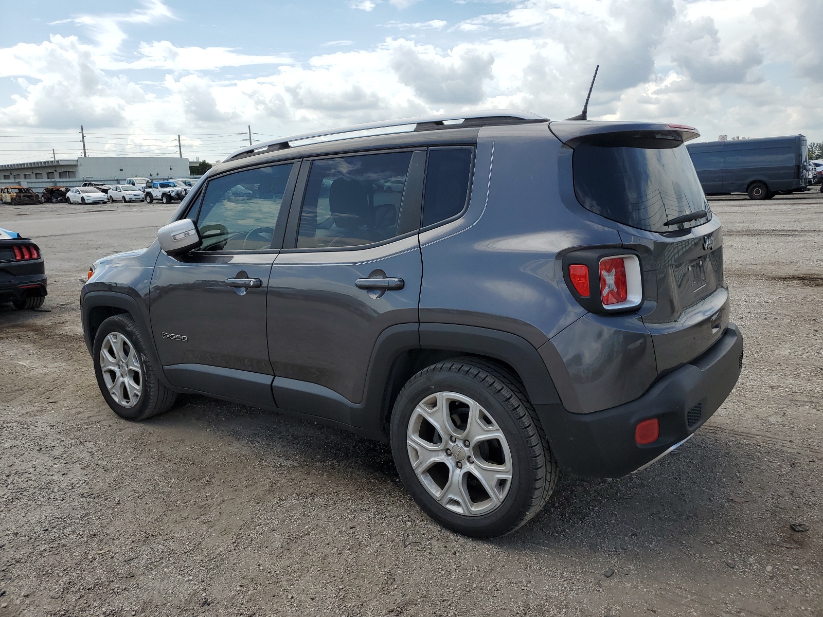 2018 Jeep Renegade Limited vin: ZACCJADB1JPJ04775