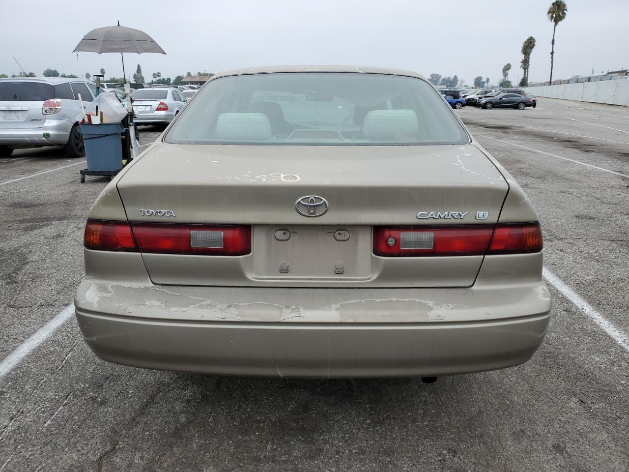 JT2BG22K8X0277271 1999 Toyota Camry Le