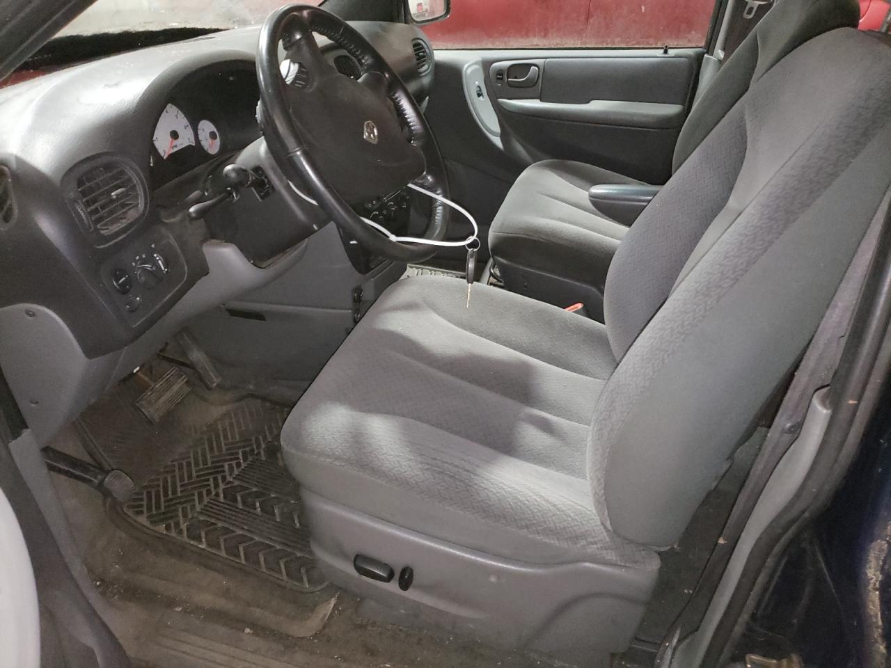 2005 Dodge Grand Caravan Sxt VIN: 2D4GP44L85R120599 Lot: 64265754