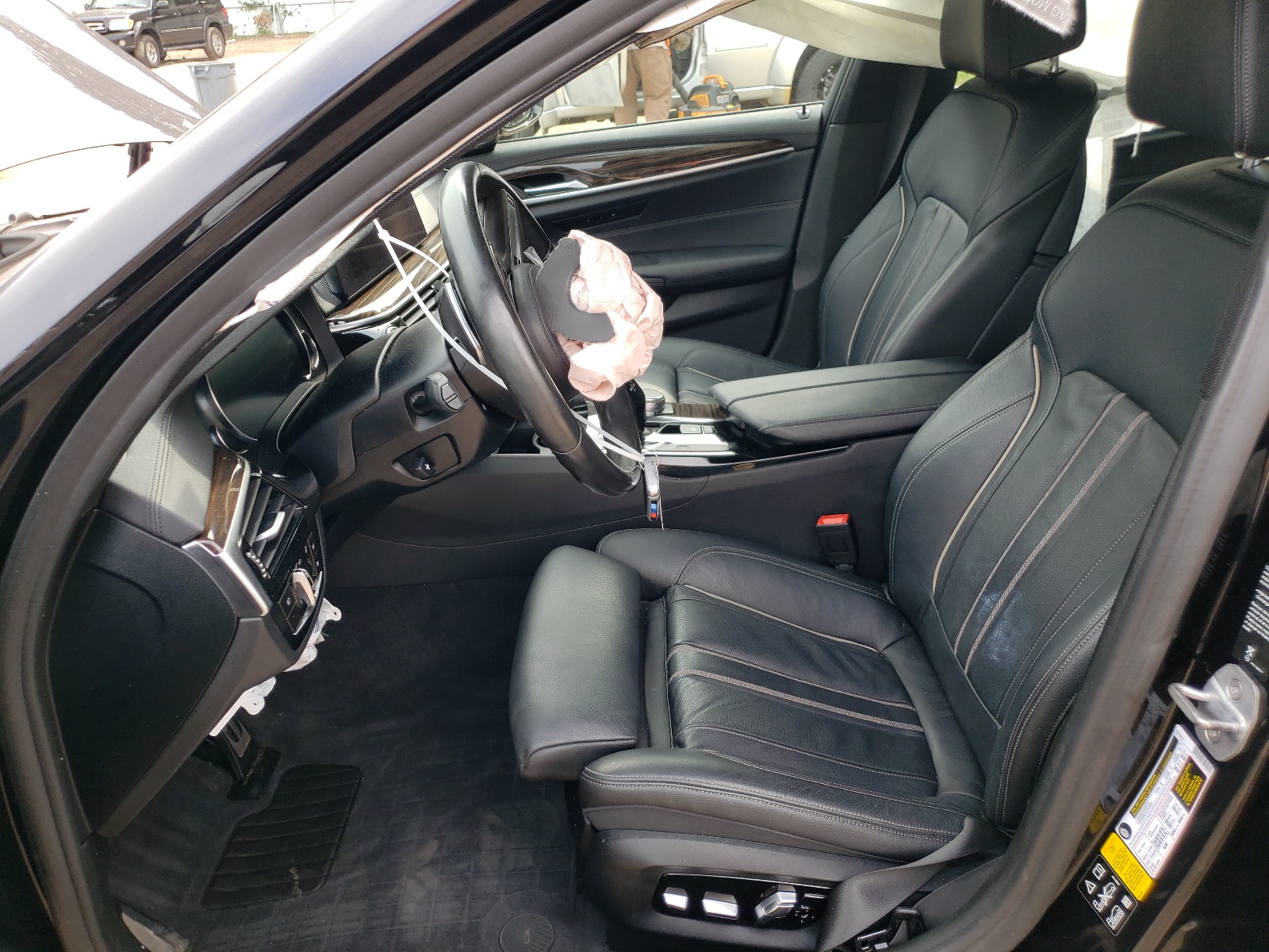 WBAJE7C53JWD49562 2018 BMW 540 Xi