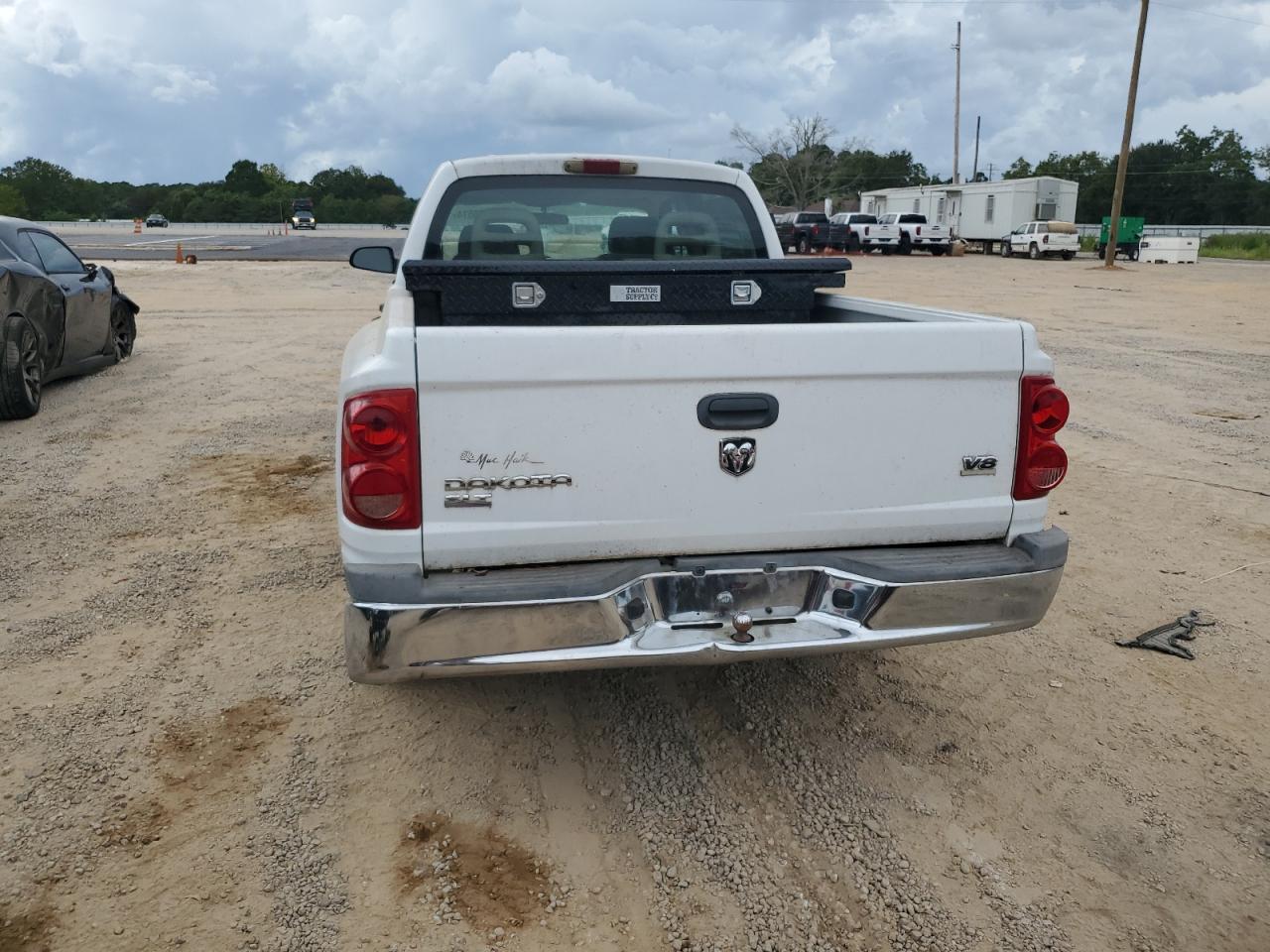 2005 Dodge Dakota Quad Slt VIN: 1D7HE48N15S131399 Lot: 68475574