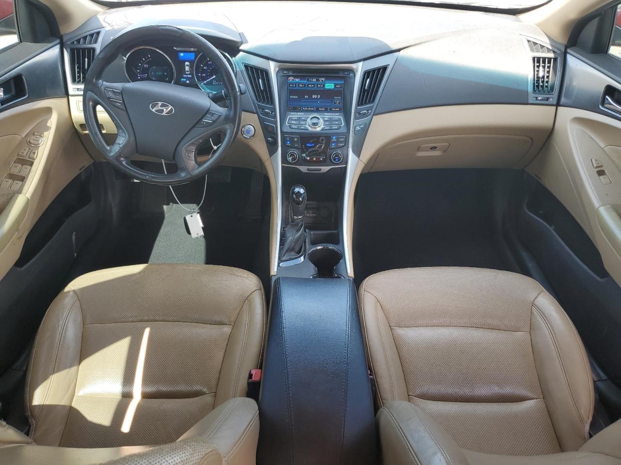 2013 Hyundai Sonata Hybrid VIN: KMHEC4A49DA084224 Lot: 68020174