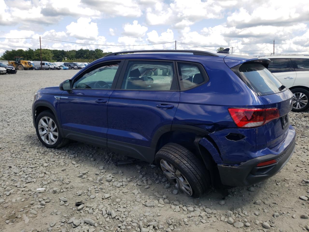 3VVAX7B29PM302385 Volkswagen Taos S  2