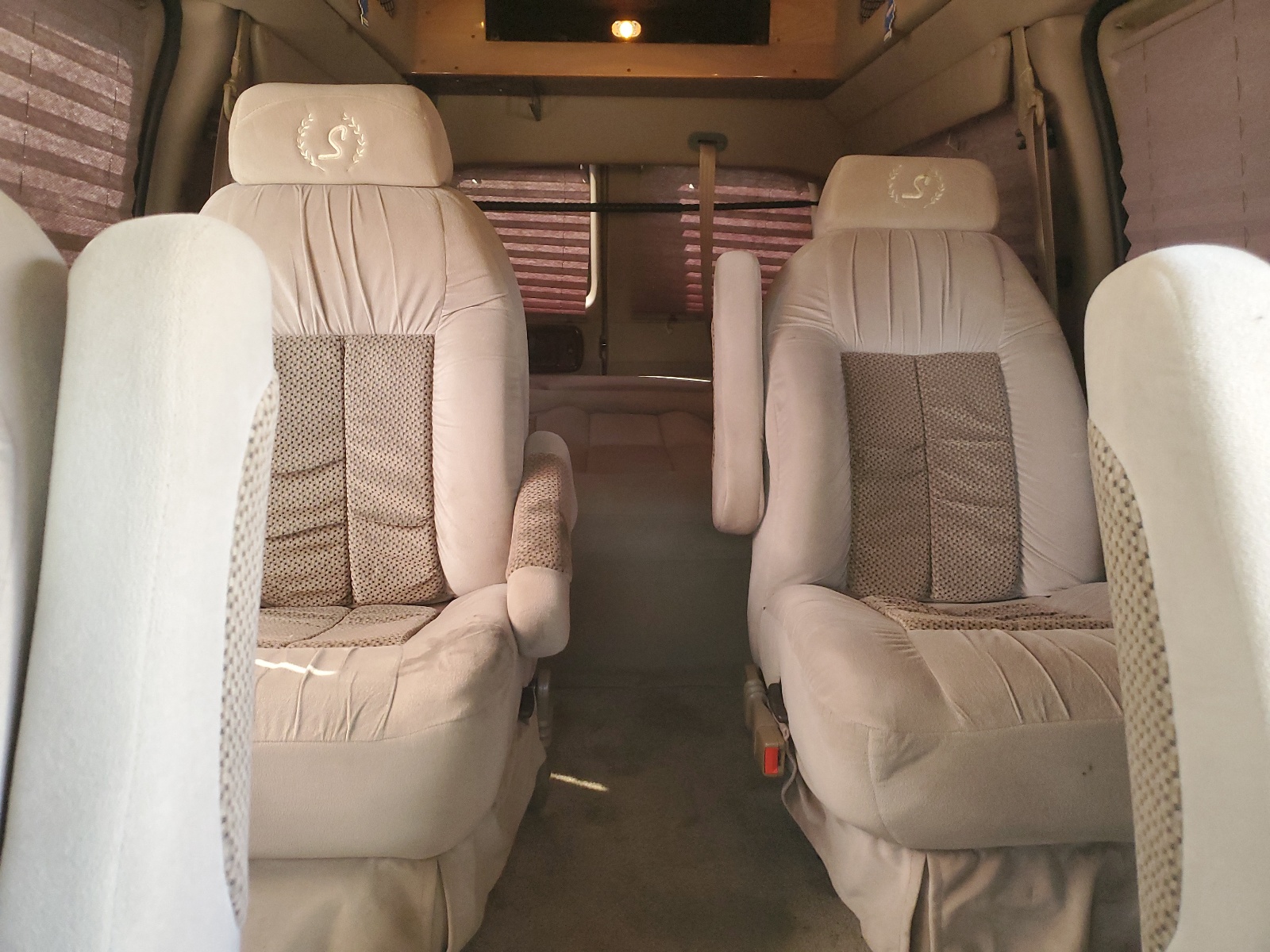 1GBFG154X81174336 2008 Chevrolet Express G1500