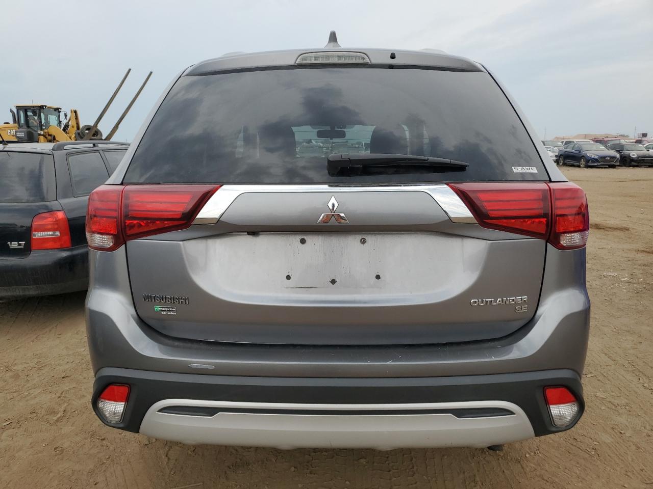 JA4AZ3A3XKZ048635 2019 Mitsubishi Outlander Se