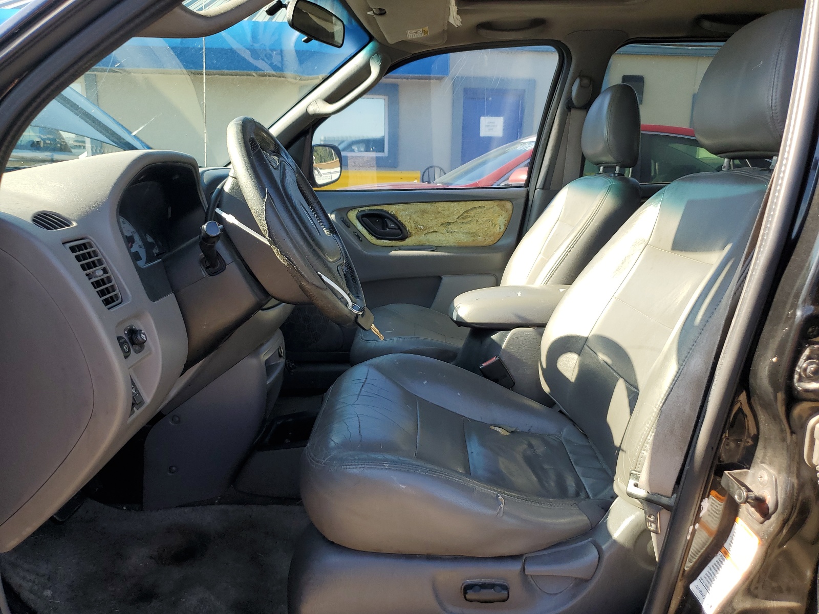 1FMCU04182KA93132 2002 Ford Escape Xlt