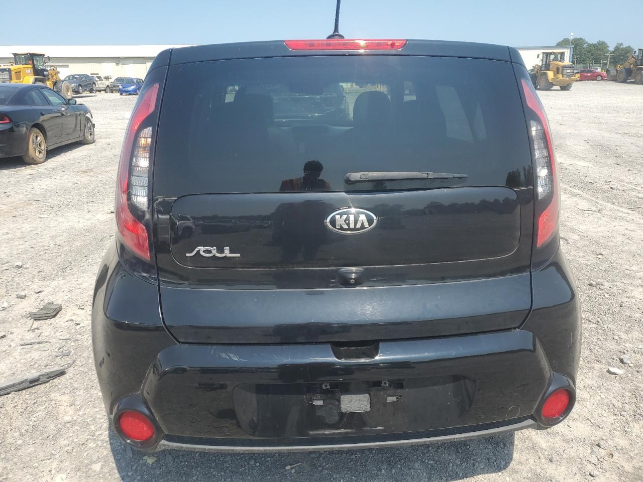 KNDJP3A55G7369160 2016 Kia Soul +