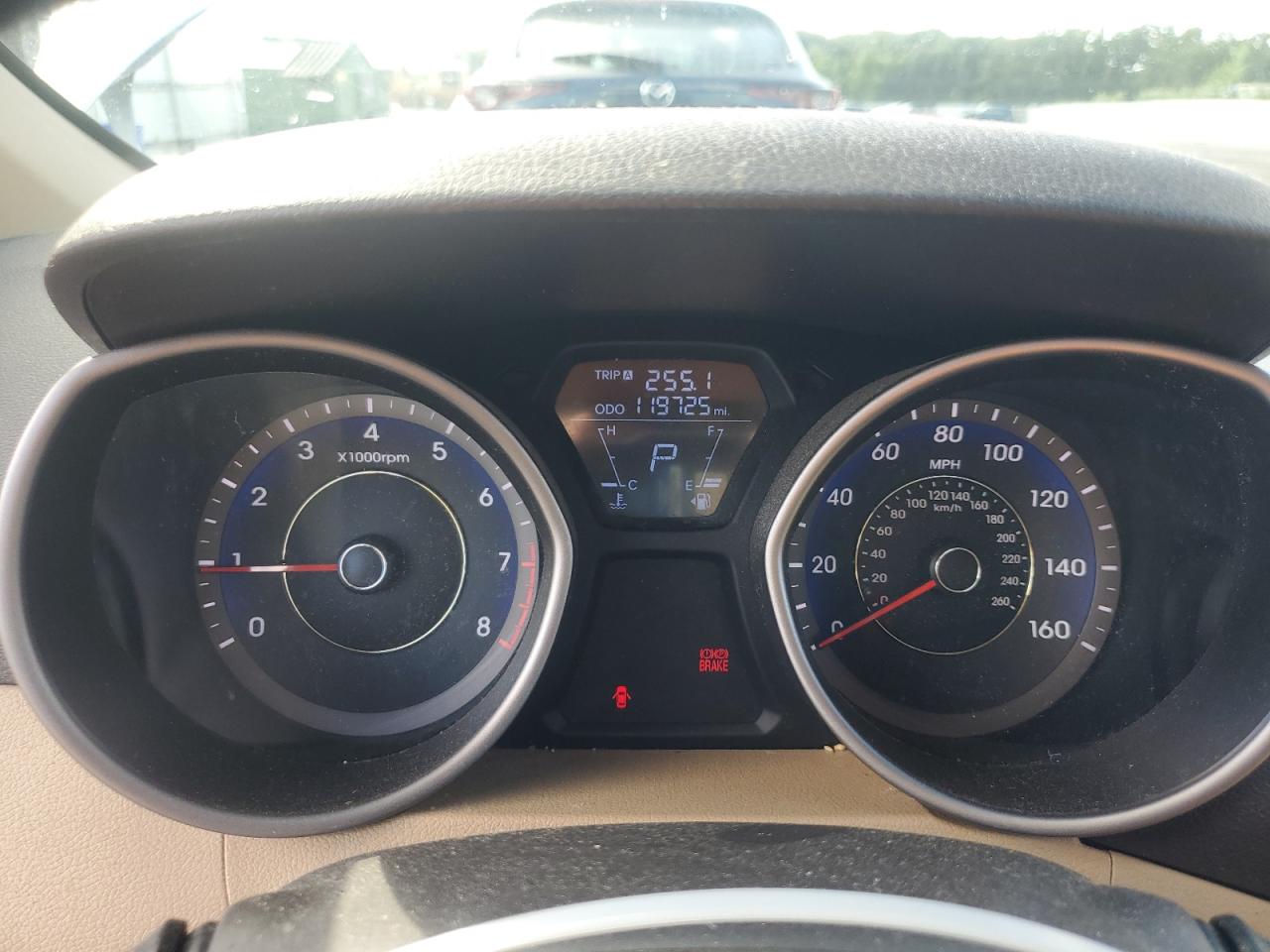 2012 Hyundai Elantra Gls VIN: KMHDH4AE2CU226576 Lot: 69782474