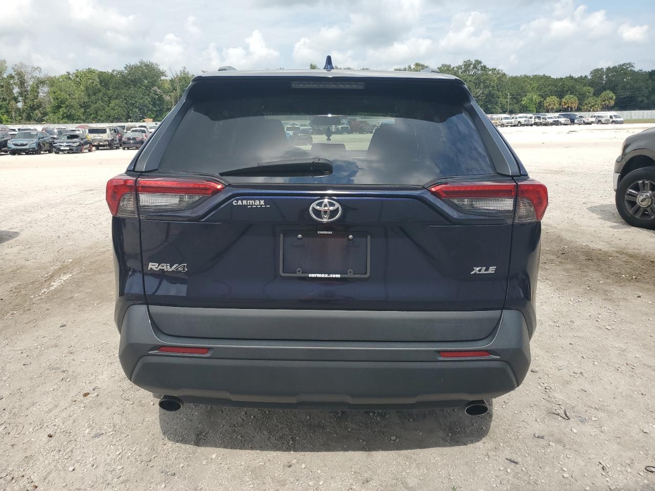 2020 Toyota Rav4 Xle VIN: 2T3W1RFV5LW058913 Lot: 67635874