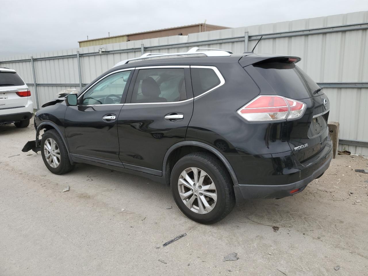 KNMAT2MV8GP666232 2016 NISSAN ROGUE - Image 2