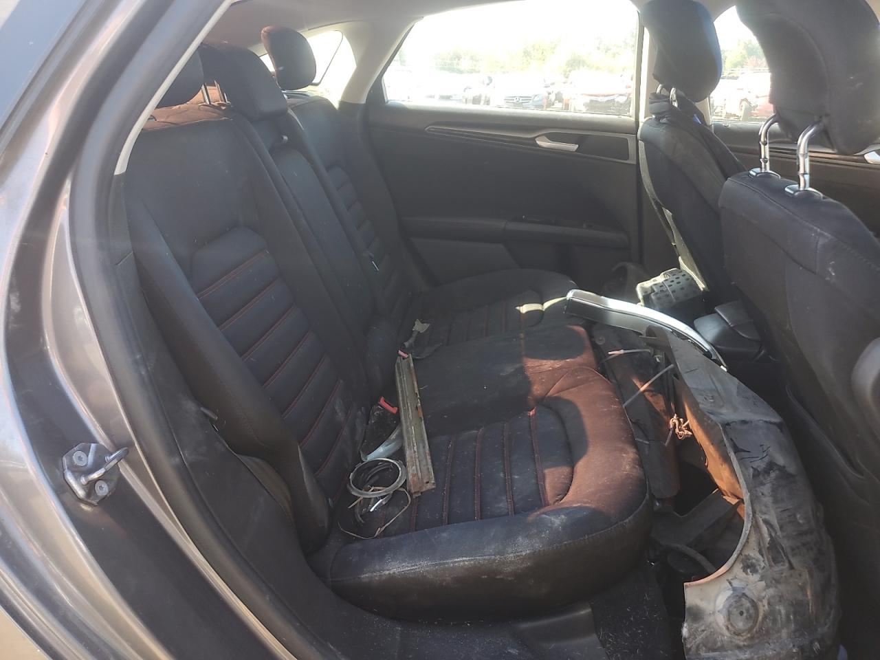 2013 Ford Fusion Se VIN: 3FA6P0HR6DR285579 Lot: 69976344