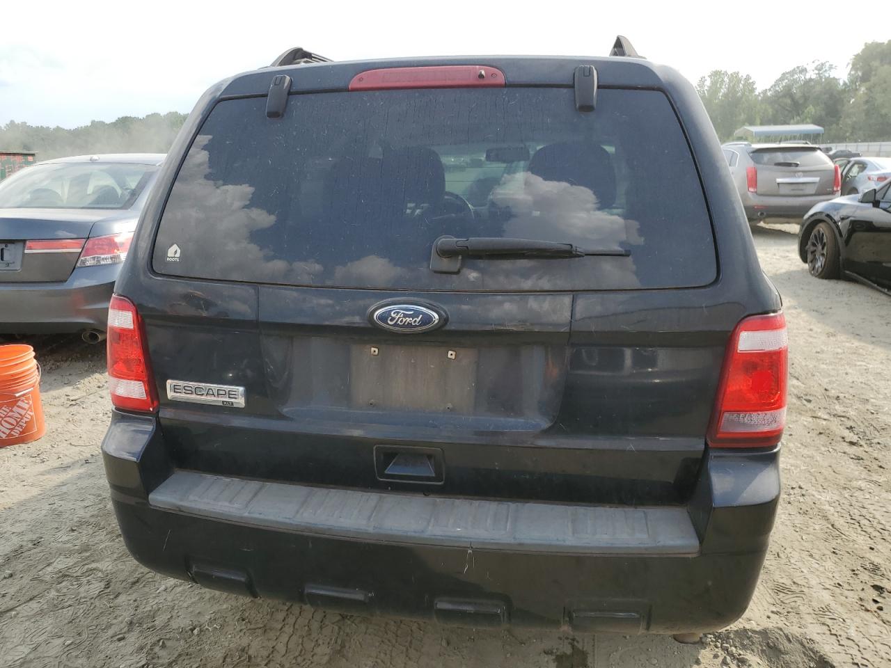 1FMCU0D77AKC99836 2010 Ford Escape Xlt