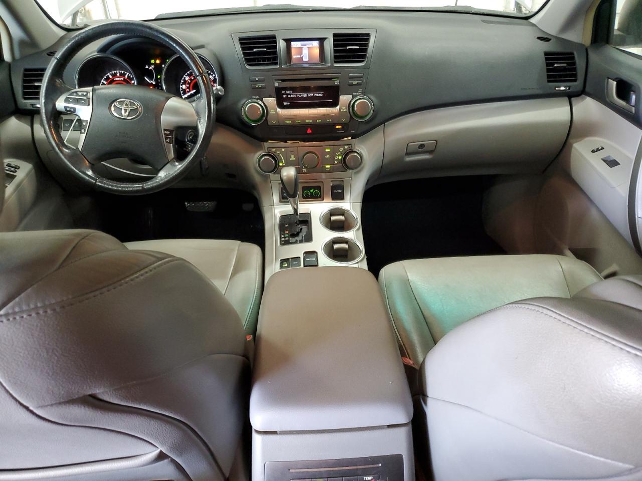 2011 Toyota Highlander Base VIN: 5TDBK3EH4BS045686 Lot: 66329534