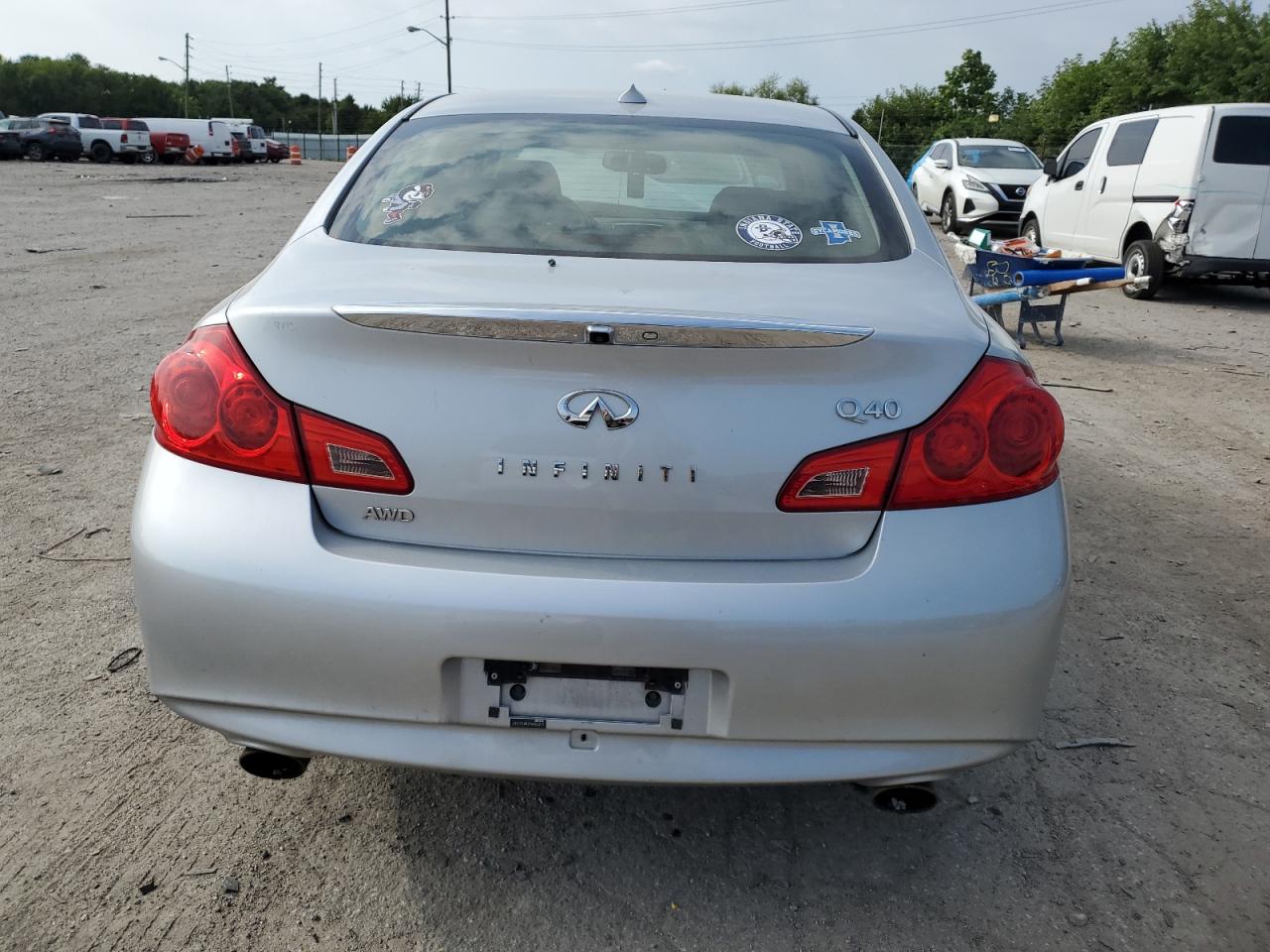 JN1CV6AR3FM650217 2015 Infiniti Q40