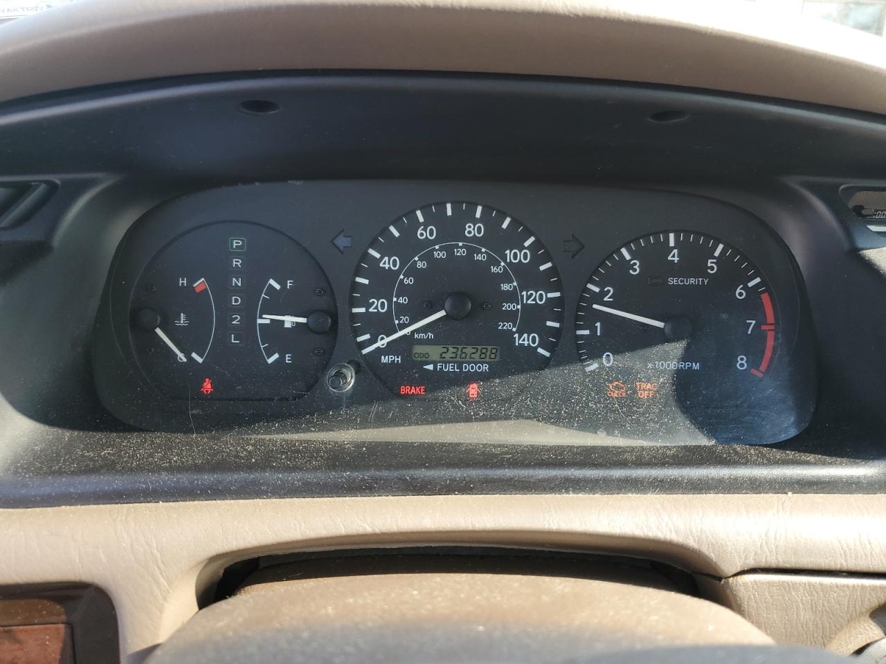 2000 Toyota Camry - Image 9