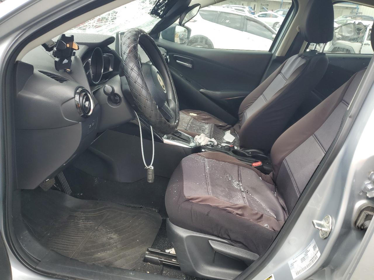 2017 Toyota Yaris - Image 7