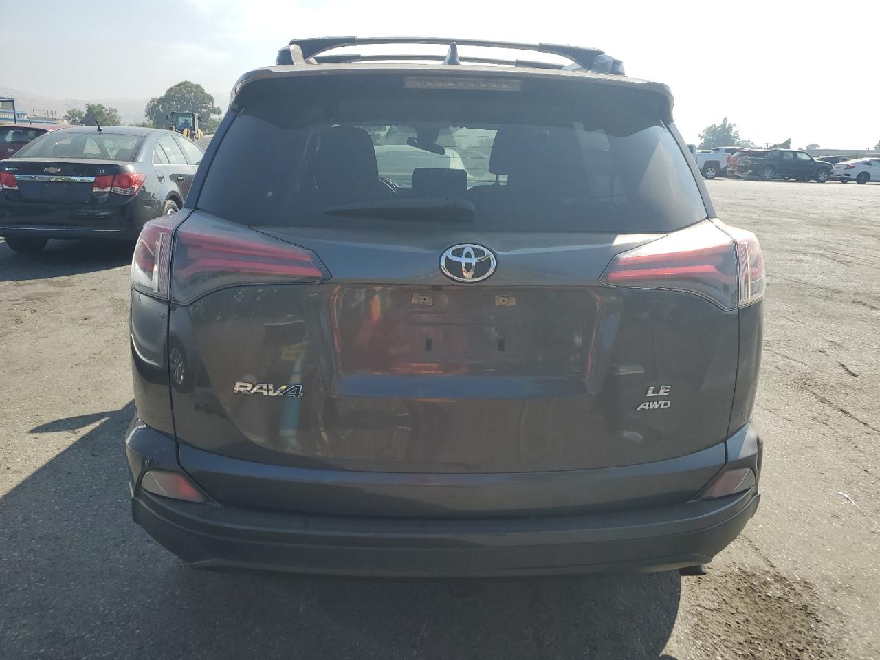 2017 Toyota Rav4 Le VIN: JTMBFREV0HJ121066 Lot: 65962704