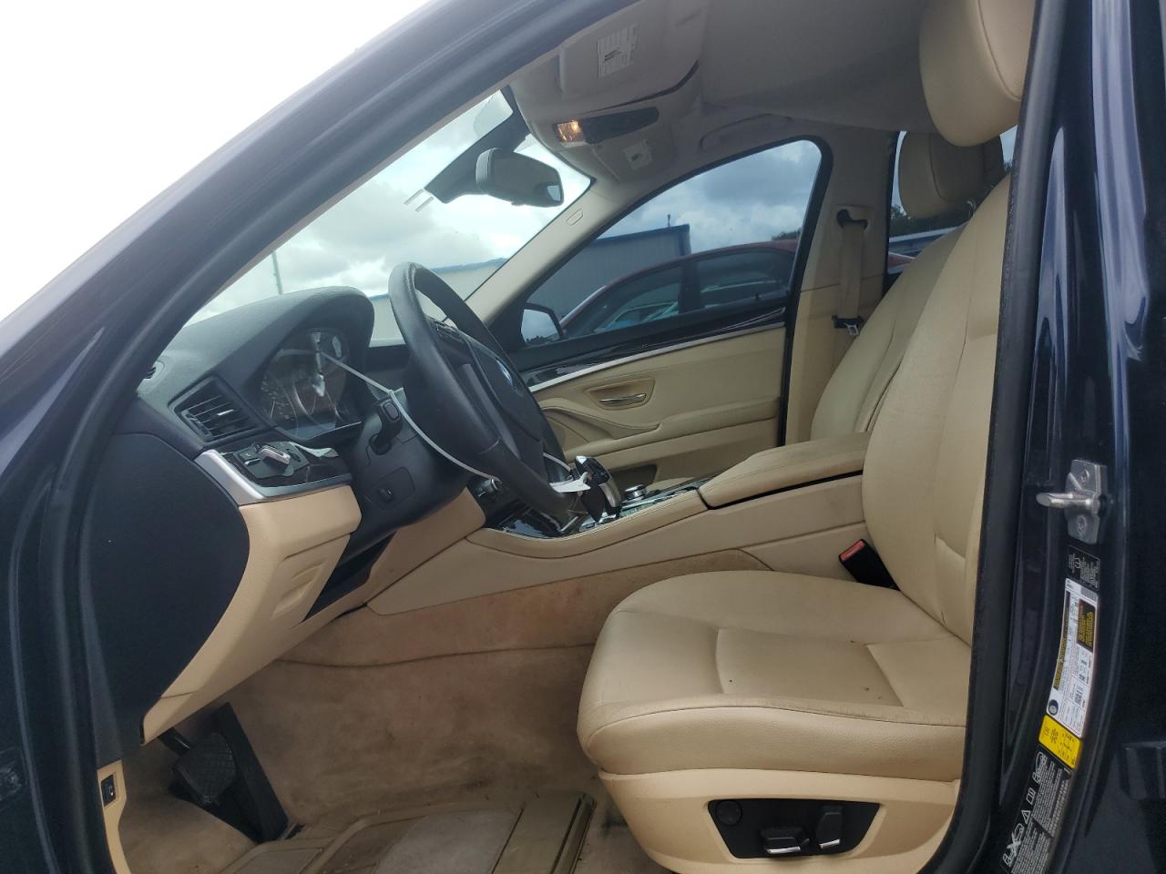 2012 BMW 528 Xi VIN: WBAXH5C53CDW11047 Lot: 68675134