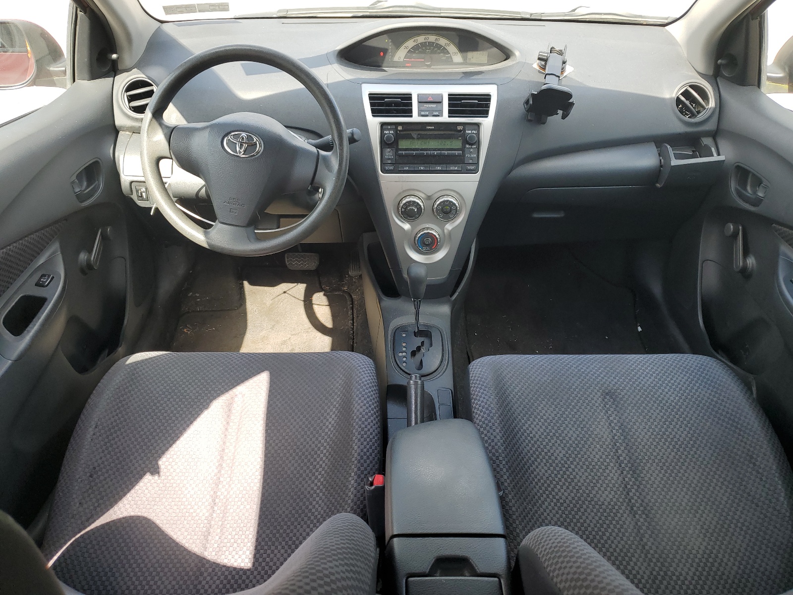 JTDBT903871059073 2007 Toyota Yaris