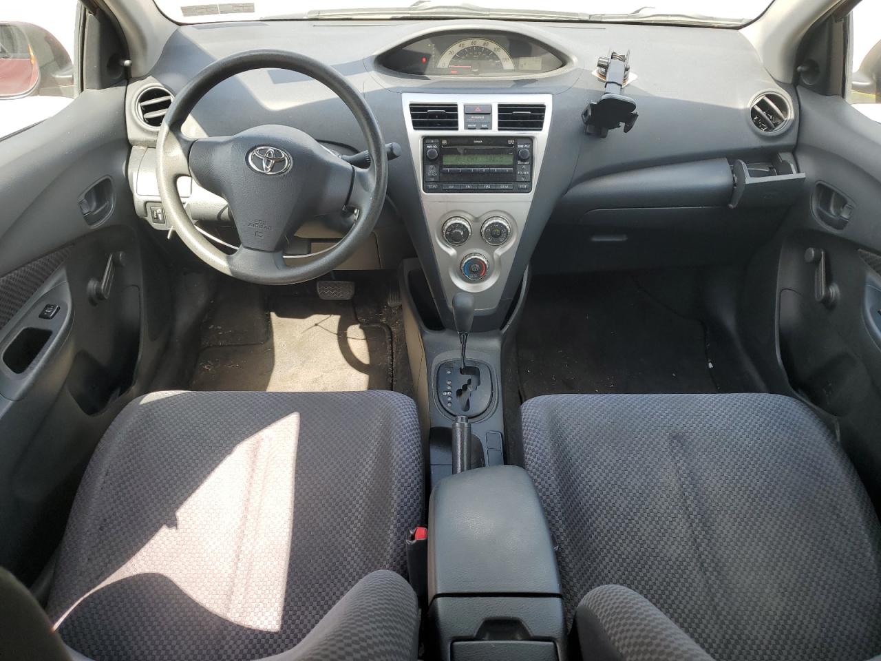 2007 Toyota Yaris VIN: JTDBT903871059073 Lot: 67096614