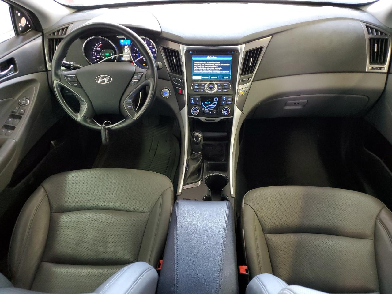 2015 Hyundai Sonata Hybrid VIN: KMHEC4A43FA119231 Lot: 66618644