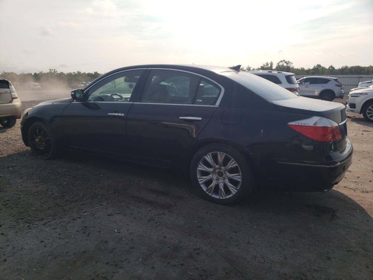 2010 Hyundai Genesis 3.8L VIN: KMHGC4DE4AU086261 Lot: 65933204