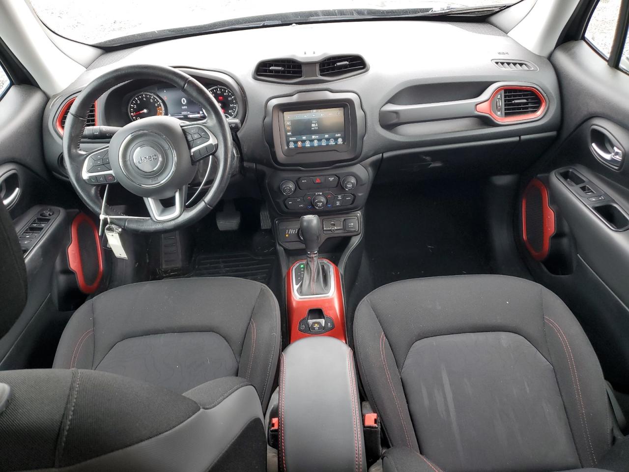 ZACNJBC18KPK04834 2019 Jeep Renegade Trailhawk