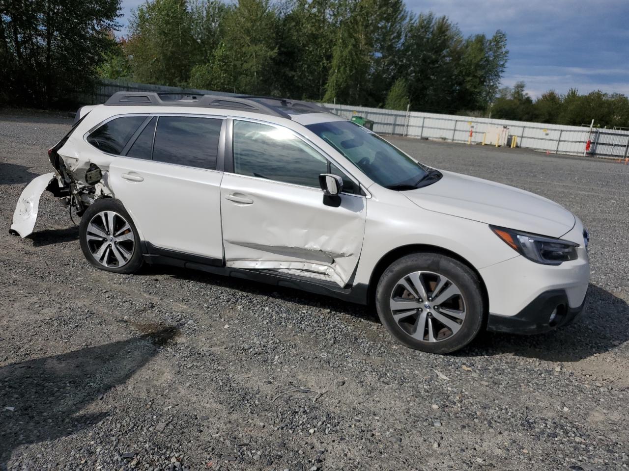 2019 Subaru Outback 2.5I Limited VIN: 4S4BSANC0K3371443 Lot: 68145304