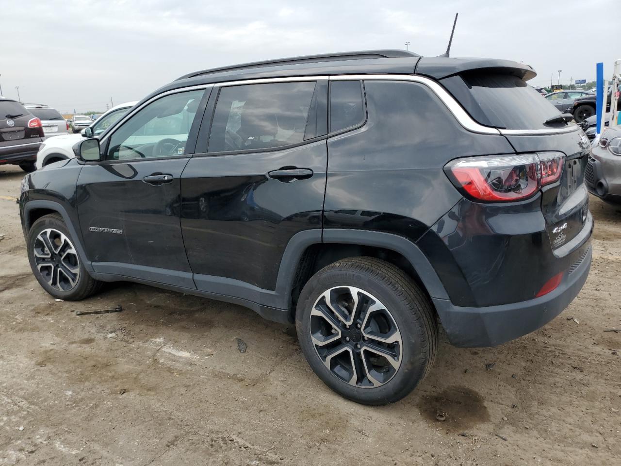 3C4NJDCN7RT590215 2024 JEEP COMPASS - Image 2