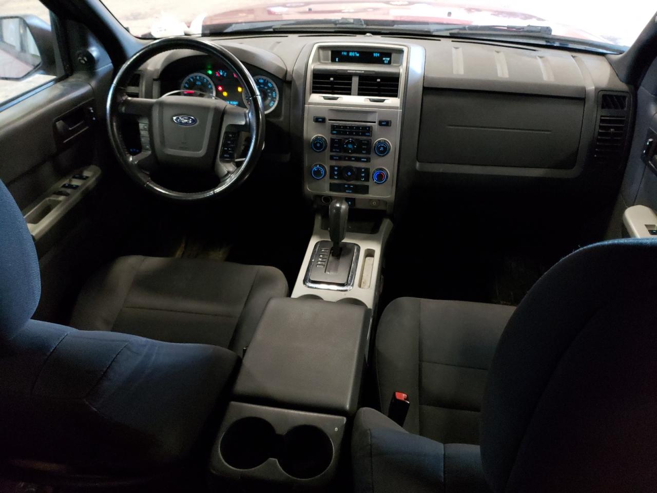 2010 Ford Escape - Image 8