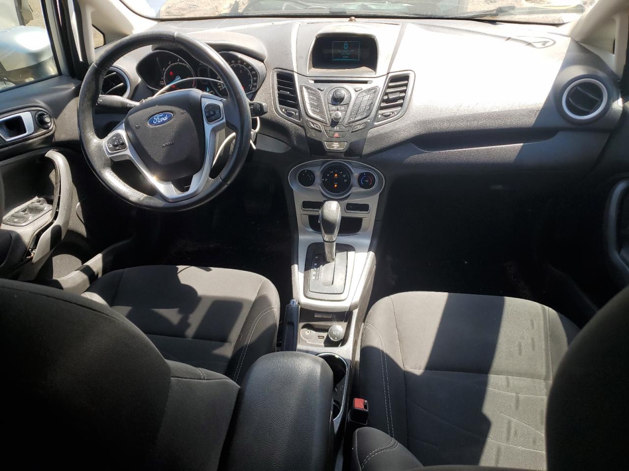 3FADP4BJ8EM183250 2014 Ford Fiesta Se