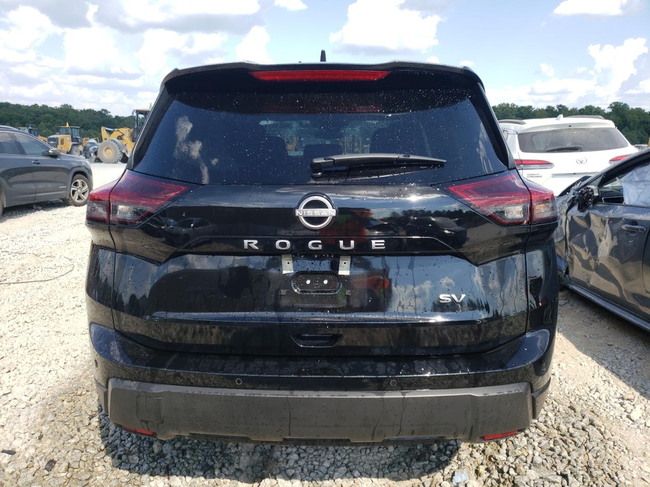 5N1BT3BA2RC685214 2024 Nissan Rogue Sv