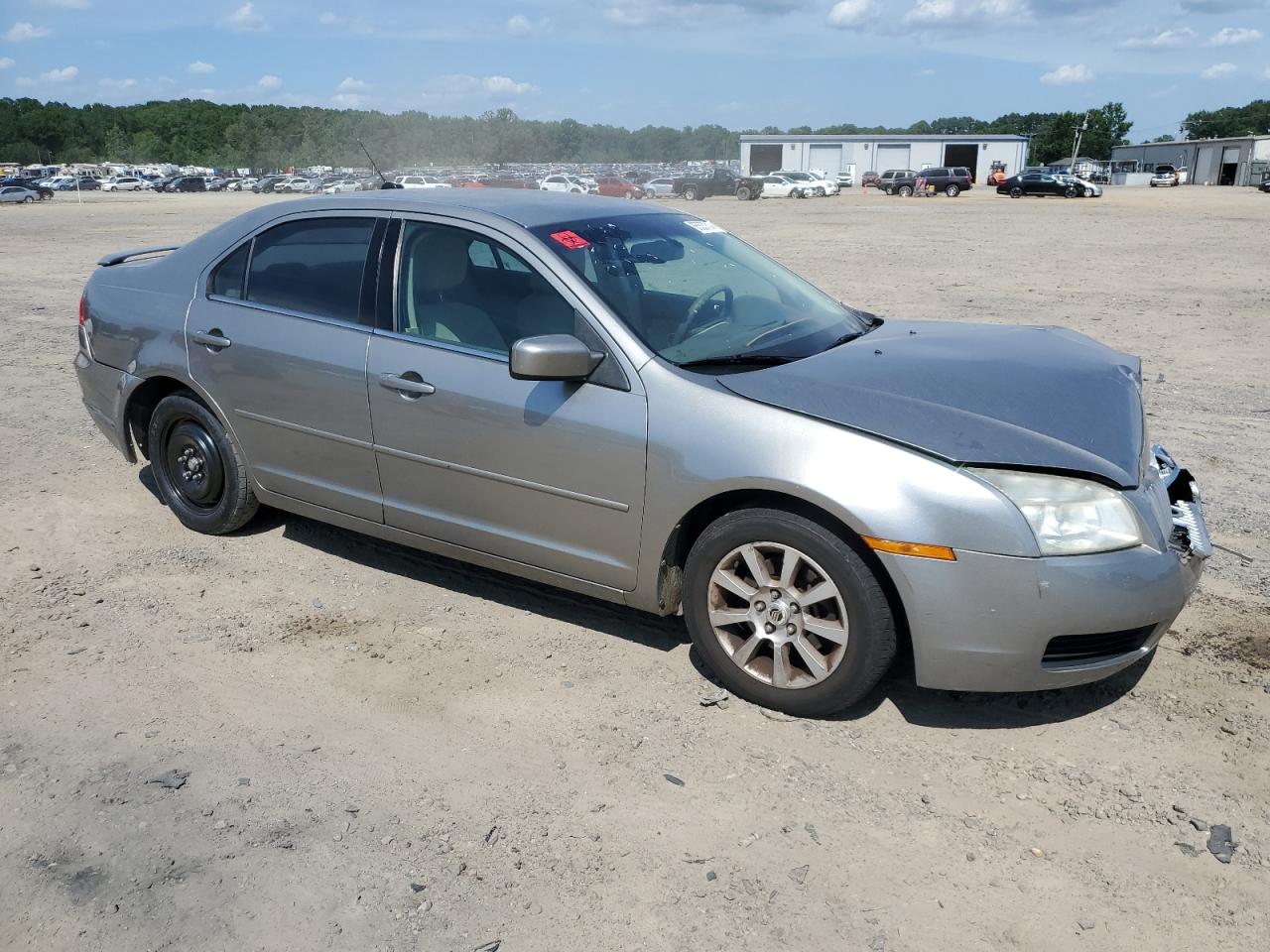 2009 Mercury Milan - Image 4