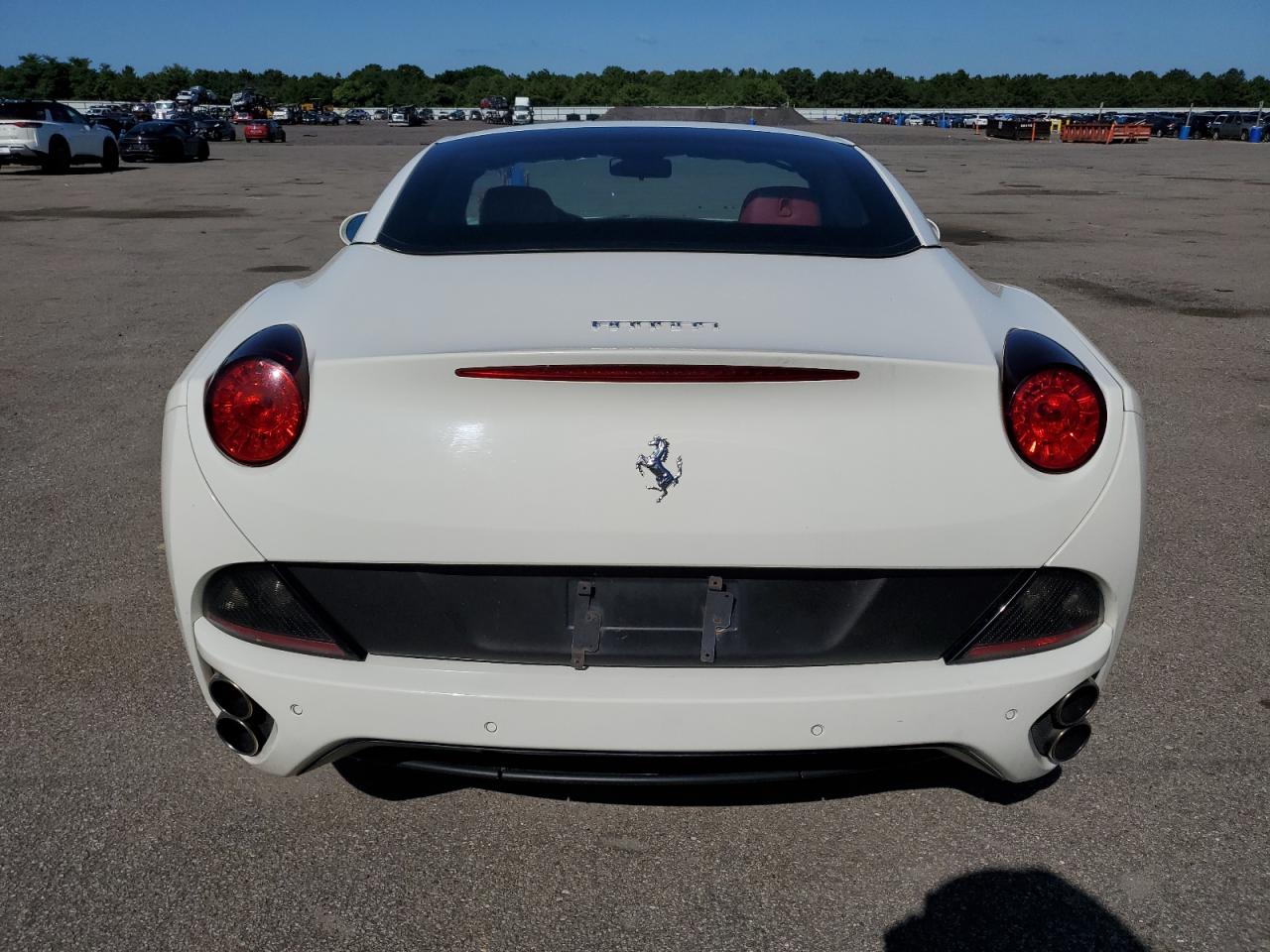 2010 Ferrari California VIN: ZFF65LJA3A0172062 Lot: 65383944