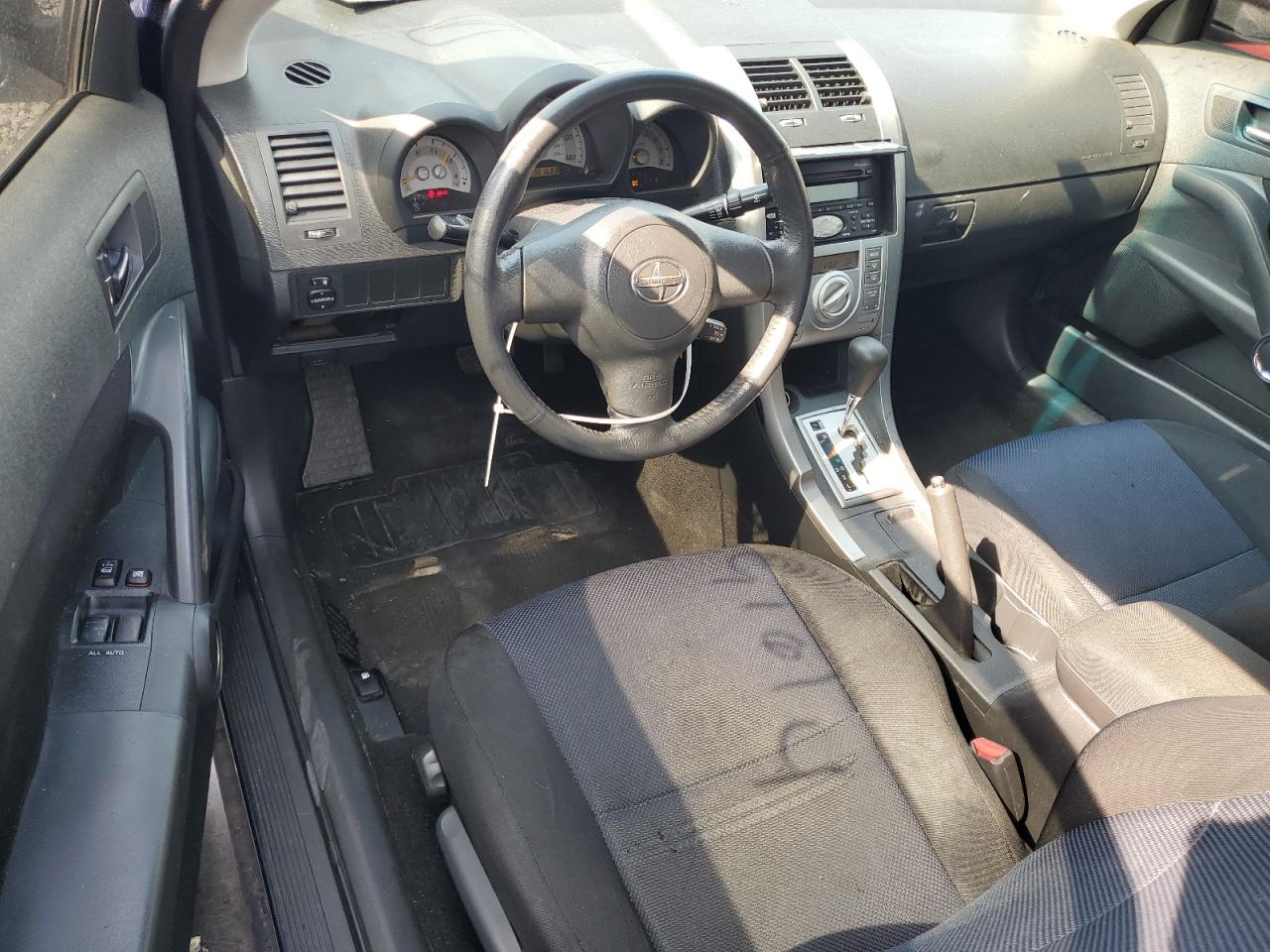 2005 Scion tC - Image 8