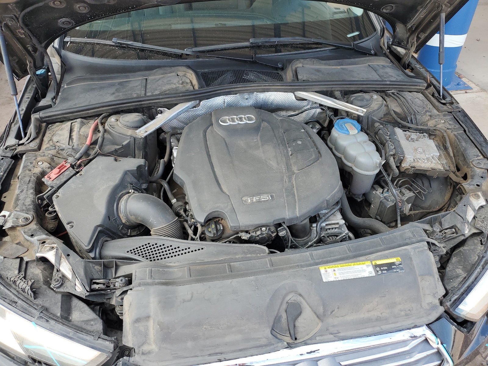 WAUGNAF45HN003861 2017 Audi A4 Premium