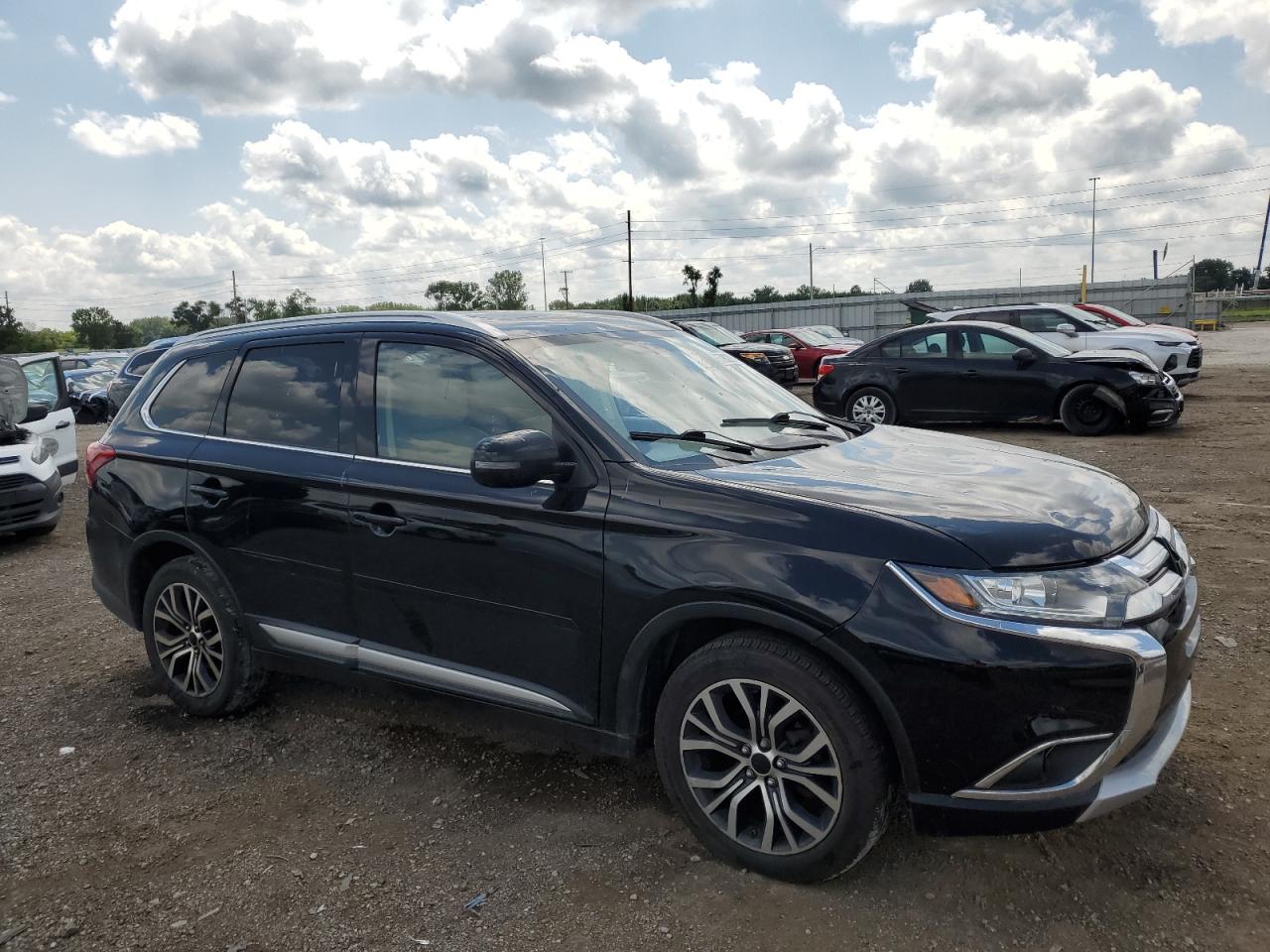 VIN JA4AZ3A36HZ040959 2017 MITSUBISHI OUTLANDER no.4