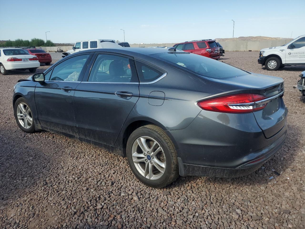 3FA6P0HD4JR276184 2018 FORD FUSION - Image 2