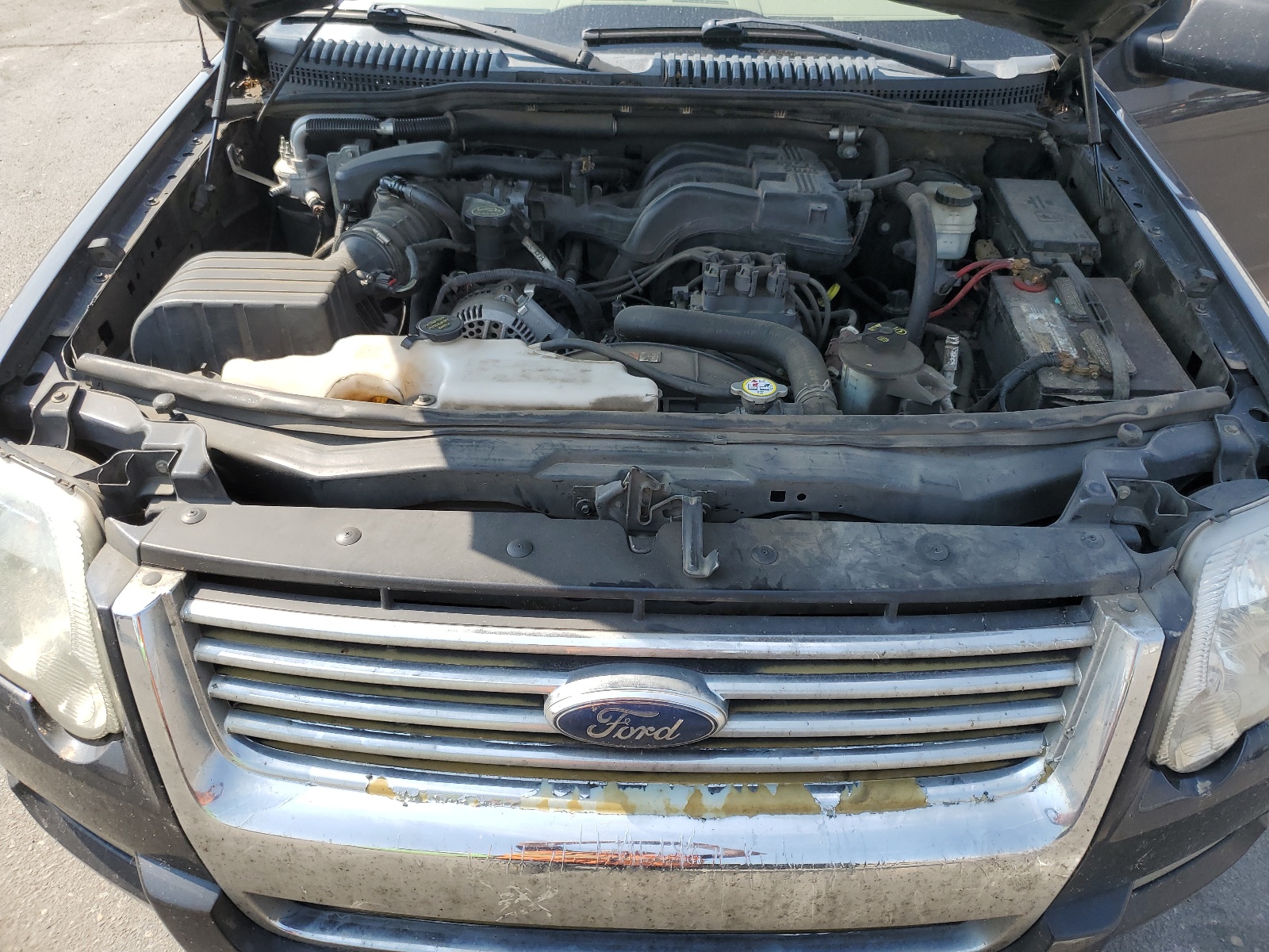 1FMEU73E57UA78010 2007 Ford Explorer Xlt