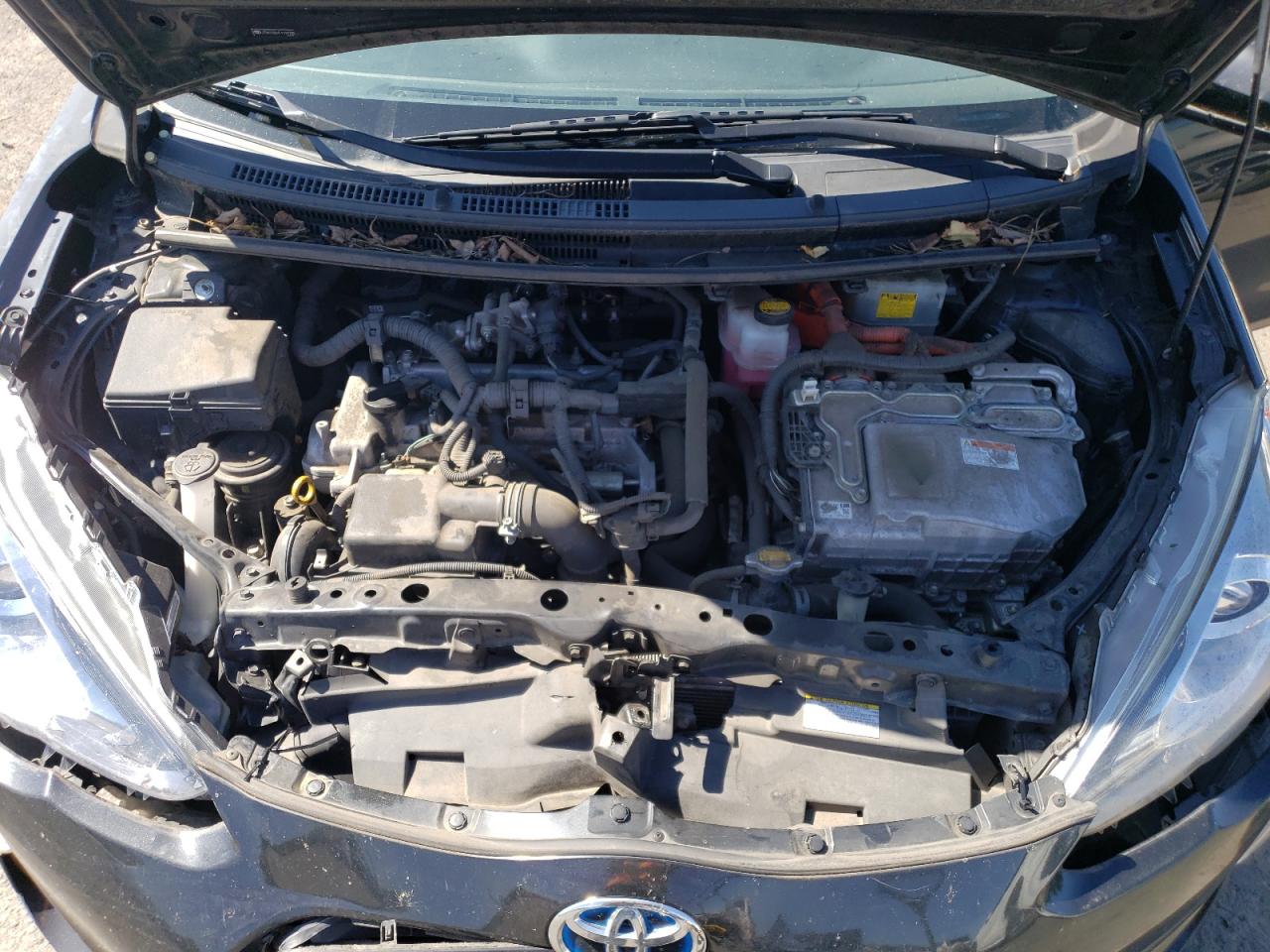 JTDKDTB34F1101938 2015 Toyota Prius C