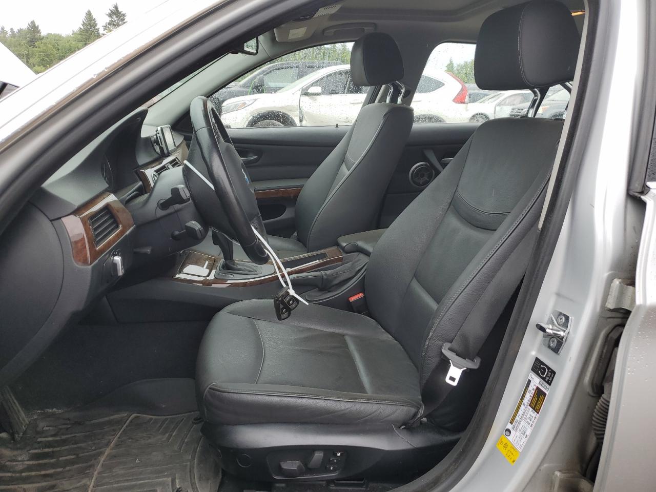 2009 BMW 335 Xi VIN: WBAPL33519A404041 Lot: 64011014