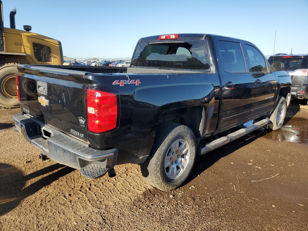 2015 Chevrolet Silverado - Image 3