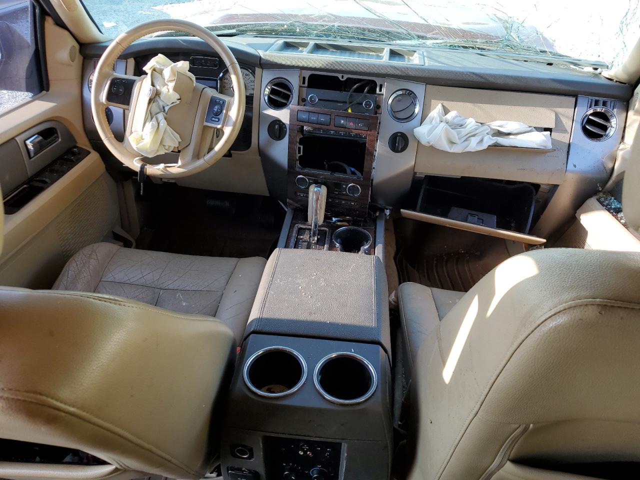 2012 Ford Expedition - Image 8