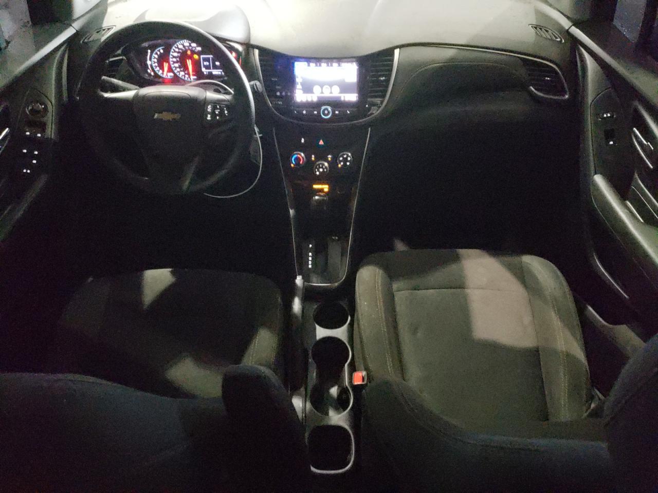 2020 Chevrolet Trax Ls VIN: 3GNCJKSB0LL157563 Lot: 65801884